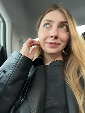 Sunny   Bunny online show from 02/12/26, 12:16