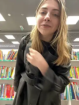 Sunny   Bunny online show from 02/20/25, 02:46