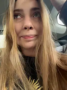 Sunny   Bunny online show from 04/04/26, 01:06