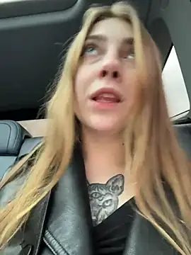 Sunny   Bunny online show from 03/09/26, 01:47