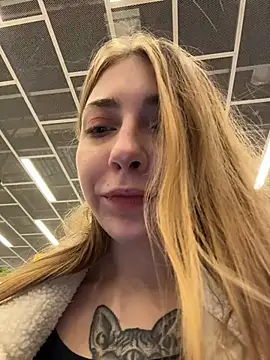 Sunny   Bunny online show from 10/14/25, 08:26