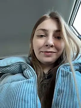 Sunny   Bunny online show from 02/01/26, 12:14