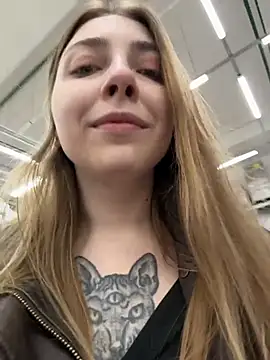 Sunny   Bunny online show from 04/05/26, 11:17