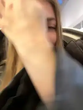 Sunny   Bunny online show from 12/20/25, 12:19