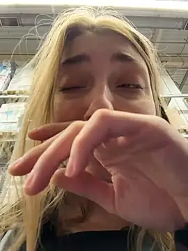 Sunny   Bunny online show from 10/05/25, 08:27