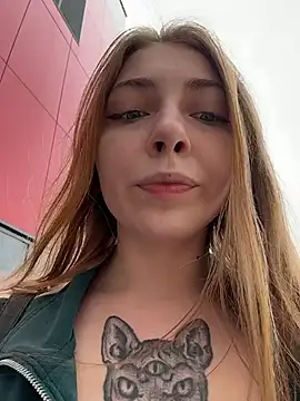 Sunny   Bunny online show from 05/04/26, 11:02