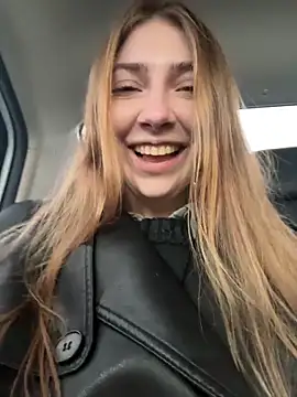 Sunny   Bunny online show from 02/11/26, 12:27