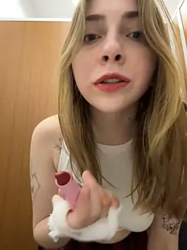 Sunny   Bunny online show from 02/22/25, 02:08