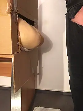 Snapshot of Inseminator69 chatting on 03/12/25, 06:40 Inseminator69 online show from 03/12/25, 06:40