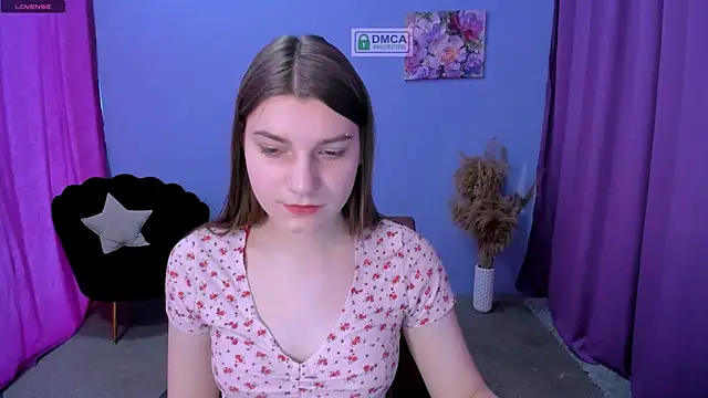 Snapshot of pure_radiance1 chatting on 02/11/25, 10:14 pure radiance1 online show from 02/11/25, 10:14