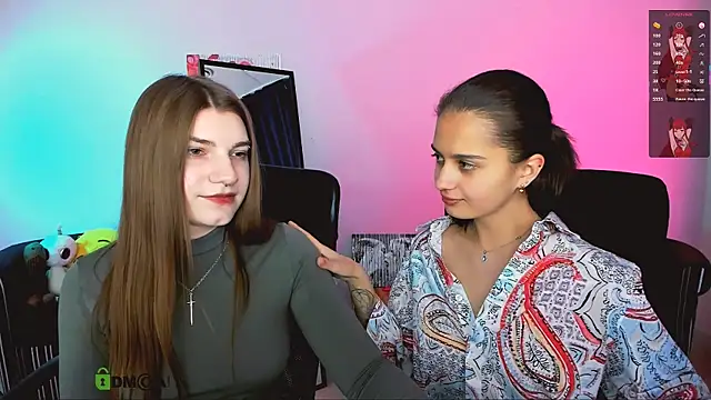 Snapshot of pure_radiance1 chatting on 10/16/25, 12:57 pure radiance1 online show from 10/16/25, 12:57