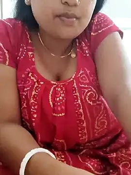 Snapshot of Priya_2222 chatting on 02/10/25, 10:53 Priya 2222 online show from 02/10/25, 10:53