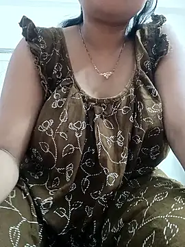 Priya 2222 online show from 04/15/26, 07:58