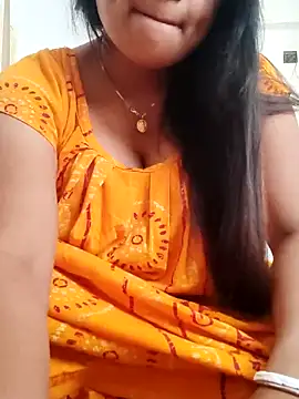 Snapshot of Priya_2222 chatting on 02/28/25, 06:10 Priya 2222 online show from 02/28/25, 06:10