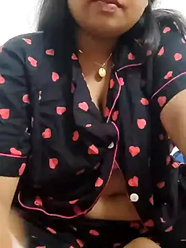 Snapshot of Priya_2222 chatting on 02/10/25, 05:09 Priya 2222 online show from 02/10/25, 05:09