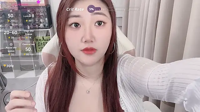 Snapshot of Stars_Elyn chatting on 02/10/26, 12:15 Stars Elyn online show from 02/10/26, 12:15