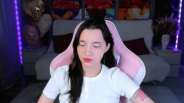 as1an girlfriend online show from 04/05/26, 02:40