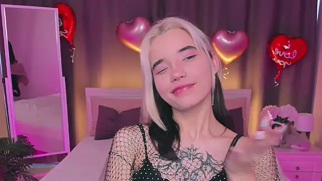 Snapshot of as1an_girlfriend chatting on 02/24/25, 04:05 as1an girlfriend online show from 02/24/25, 04:05