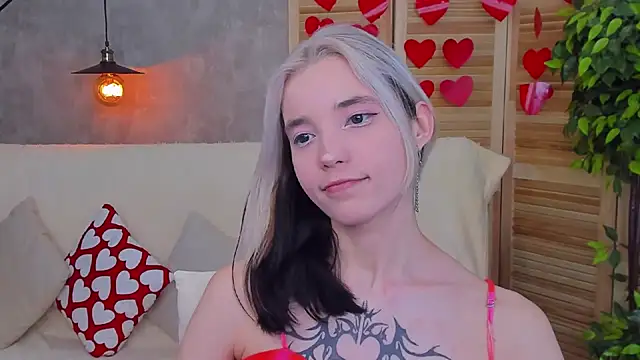 Snapshot of as1an_girlfriend chatting on 02/16/25, 07:15 as1an girlfriend online show from 02/16/25, 07:15