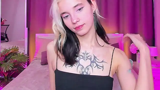 Snapshot of as1an_girlfriend chatting on 03/10/25, 07:00 as1an girlfriend online show from 03/10/25, 07:00