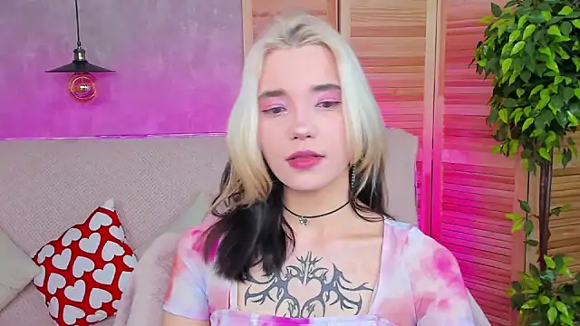 Snapshot of as1an_girlfriend chatting on 02/27/25, 10:11 as1an girlfriend online show from 02/27/25, 10:11