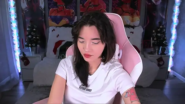 as1an girlfriend online show from 12/22/25, 06:35