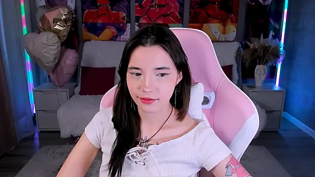 as1an girlfriend online show from 04/02/26, 09:05