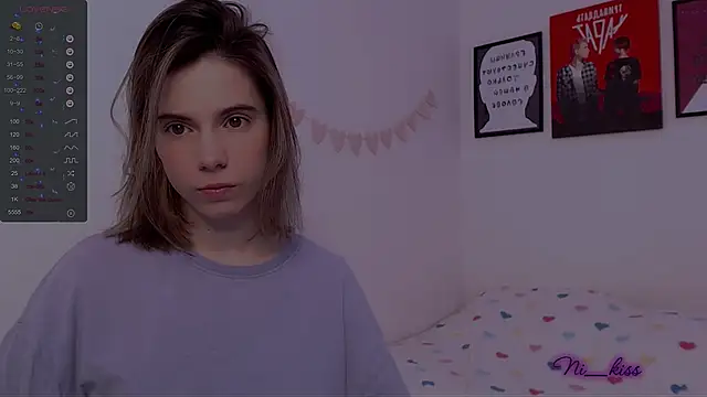 Snapshot of _ni_kiss chatting on 03/07/25, 03:49 ni kiss online show from 03/07/25, 03:49