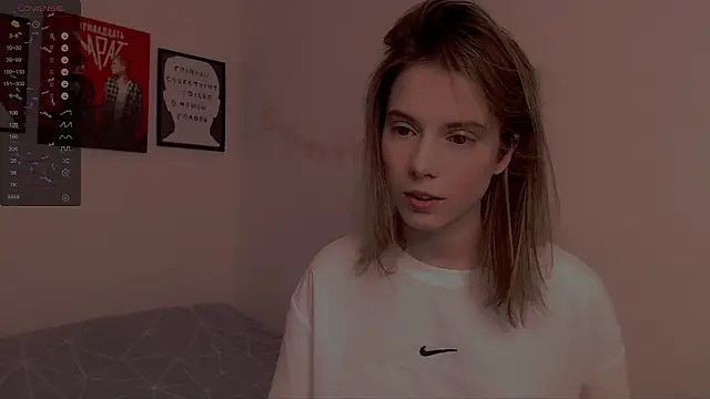 Snapshot of _ni_kiss chatting on 02/11/25, 10:28 ni kiss online show from 02/11/25, 10:28