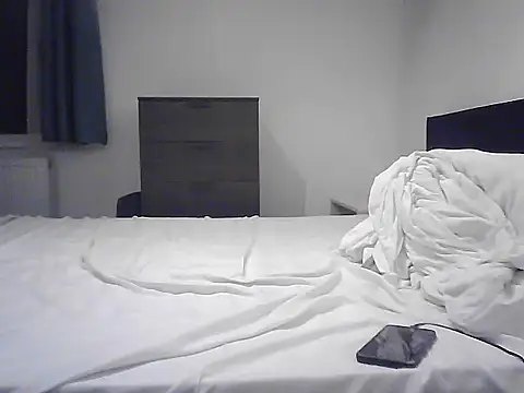 Iulianmarius12 online show from 11/08/25, 09:51