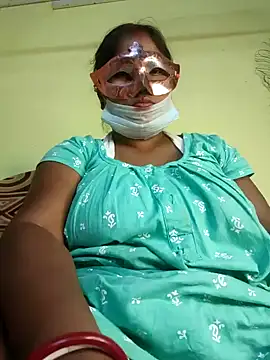 Snapshot of tinabhabhi chatting on 12/11/24, 11:08 tinabhabhi online show from 12/11/24, 11:08