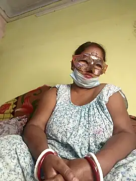 Snapshot of tinabhabhi chatting on 02/18/25, 09:43 tinabhabhi online show from 02/18/25, 09:43