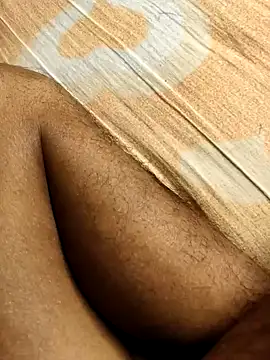 Snapshot of tinabhabhi chatting on 01/14/25, 10:02 tinabhabhi online show from 01/14/25, 10:02