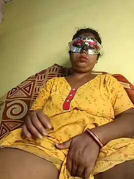 Snapshot of tinabhabhi chatting on 07/12/26, 09:32 tinabhabhi online show from 07/12/26, 09:32