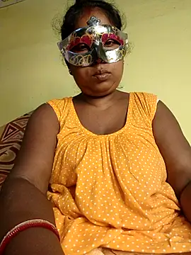 Snapshot of tinabhabhi chatting on 07/13/26, 10:14 tinabhabhi online show from 07/13/26, 10:14