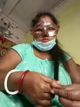 Snapshot of tinabhabhi chatting on 01/19/25, 10:50 tinabhabhi online show from 01/19/25, 10:50