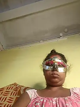 Snapshot of tinabhabhi chatting on 07/09/26, 10:04 tinabhabhi online show from 07/09/26, 10:04