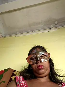 Snapshot of tinabhabhi chatting on 09/23/25, 09:49 tinabhabhi online show from 09/23/25, 09:49