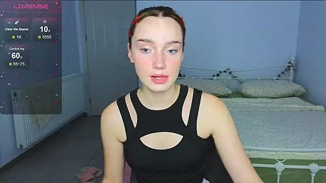 Wild Sophie  online show from 11/16/25, 05:50