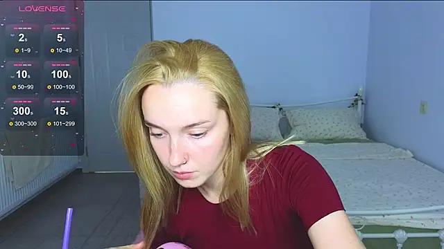 Wild Sophie  online show from 10/10/25, 06:20