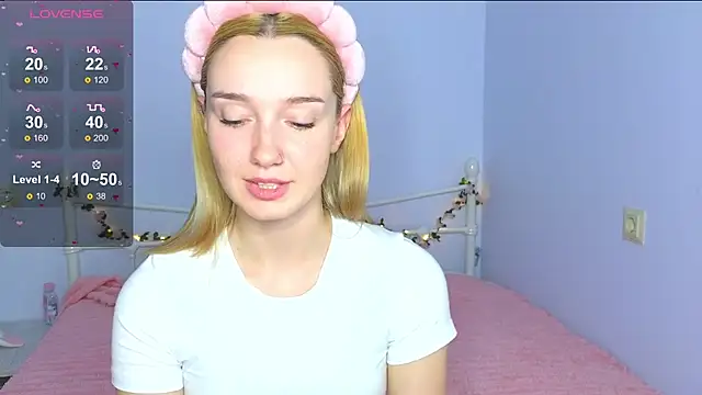 Wild Sophie  online show from 09/25/25, 05:52