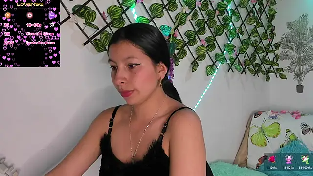 Snapshot of keyla_meow chatting on 02/13/25, 02:45 keyla meow online show from 02/13/25, 02:45