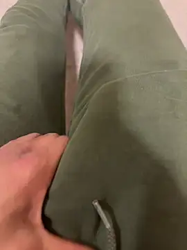 Snapshot of SensualG300 chatting on 01/10/26, 11:33 SensualG300 online show from 01/10/26, 11:33