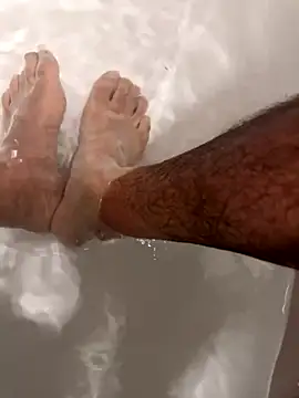 Snapshot of SensualG300 chatting on 12/05/25, 02:54 SensualG300 online show from 12/05/25, 02:54