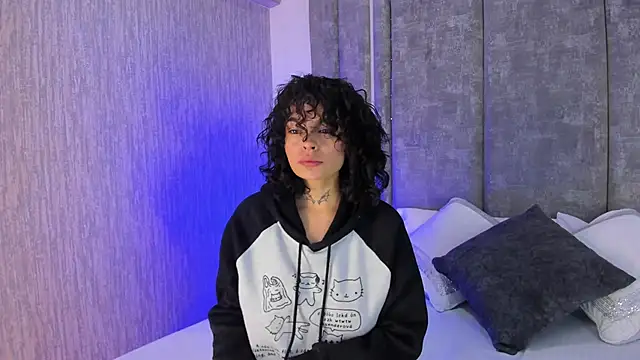 KatherineGomez online show from 10/14/25, 01:50