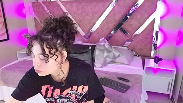 KatherineGomez online show from 03/25/26, 02:12