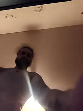 Ozomitro online show from 01/12/26, 05:09