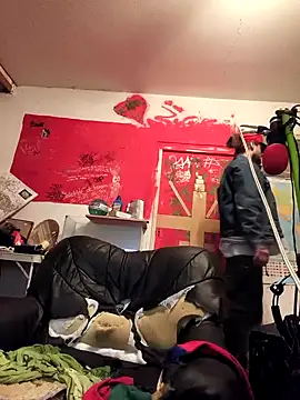 Ozomitro online show from 10/02/25, 04:54