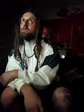 Ozomitro online show from 10/12/25, 04:03