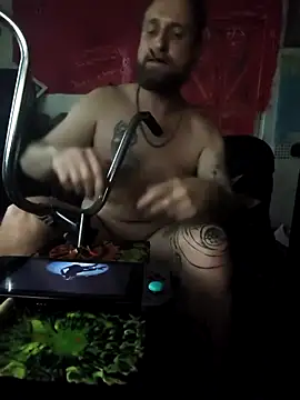 Ozomitro online show from 10/10/25, 03:46